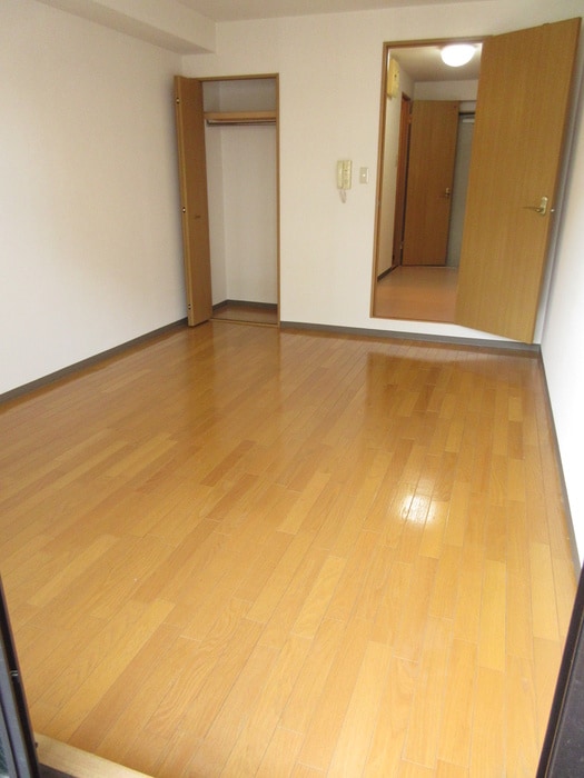居室 プリヴェ２号館