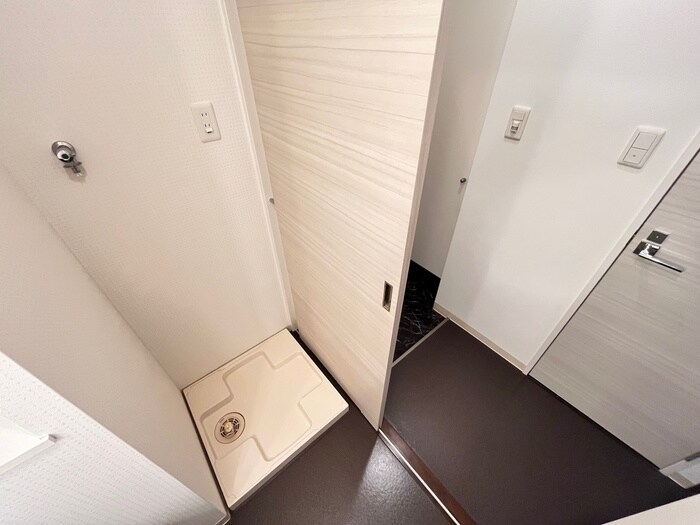 洗濯機置場 ドルチェヴィータ池田DUE