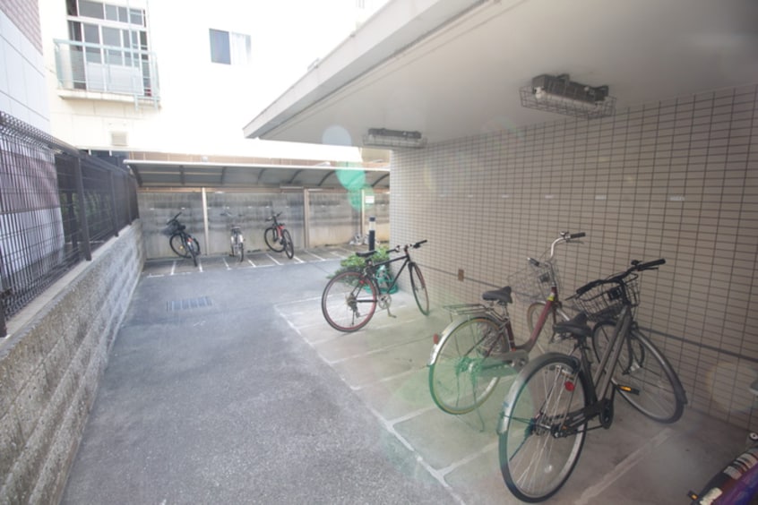 駐輪場 カ－サスペリオ－レⅡ