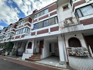 南芥川町テラスハウス