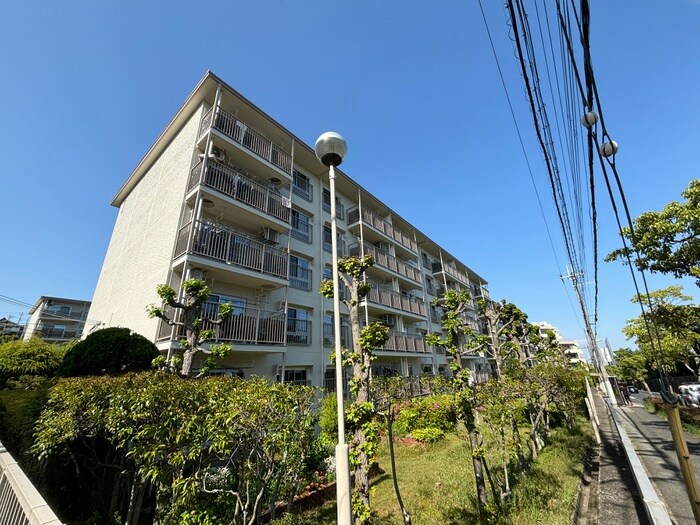 外観写真 逆瀬台住宅２号棟(２０７)