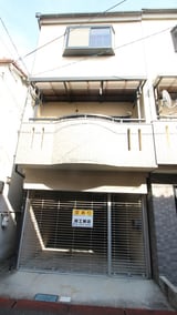 藤田町１丁目貸家