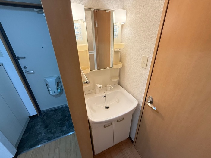 洗面 Ｍ　ＰＬＡＺＡ住吉公園壱番館