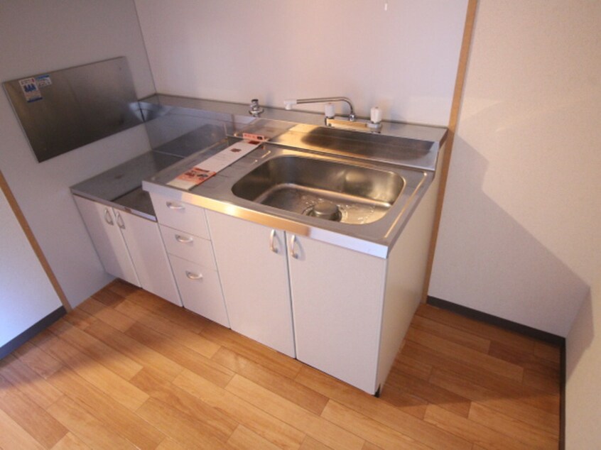 キッチン エテルネル一由