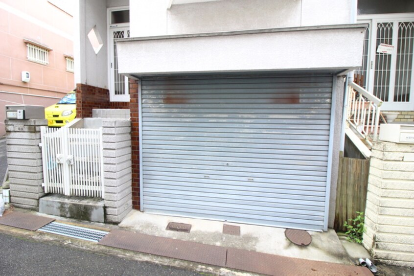 駐車場 上六万寺町一戸建