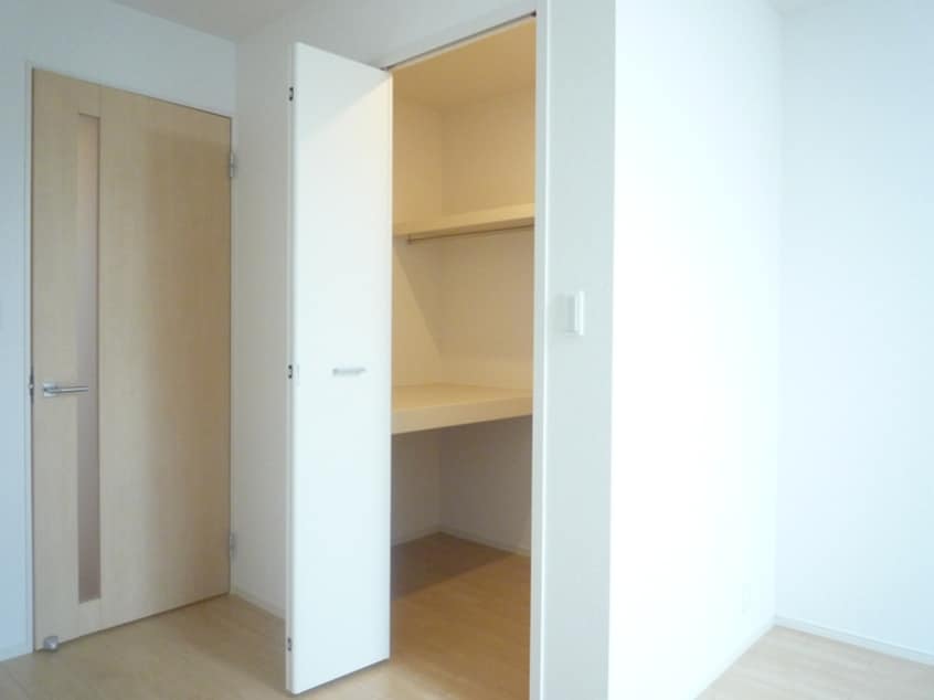 収納 メゾン・三ツ星