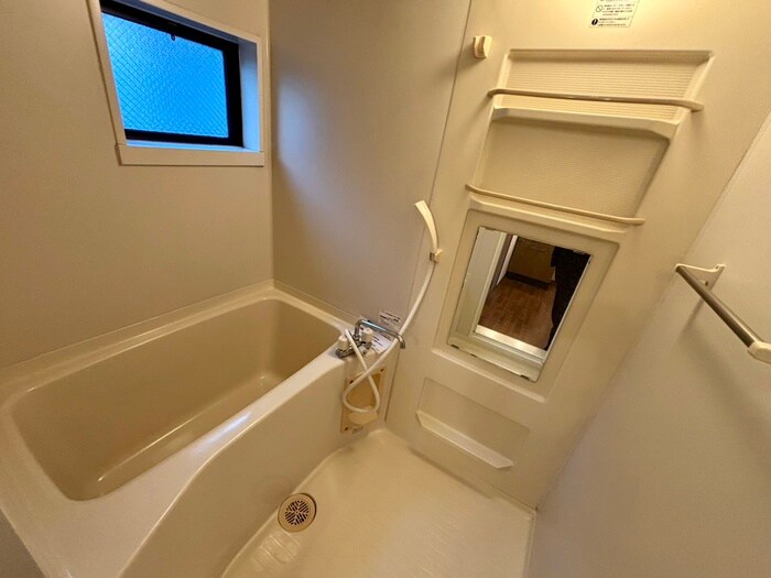 バス／シャワールーム等 トークハウスⅡ