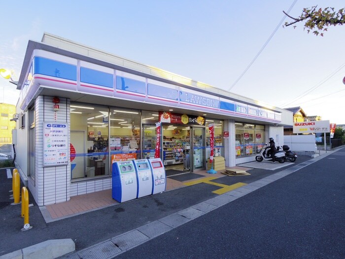 ローソン(コンビニ)まで400m 小倉町南浦貸家15-31