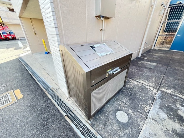 建物設備 アマントリビエール鉢塚