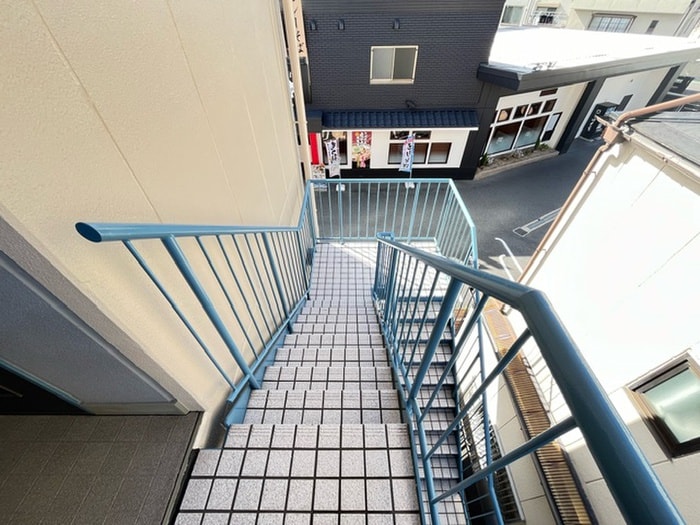 建物設備 アマントリビエール鉢塚