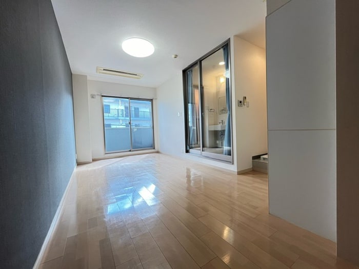 居室 アマントリビエール鉢塚