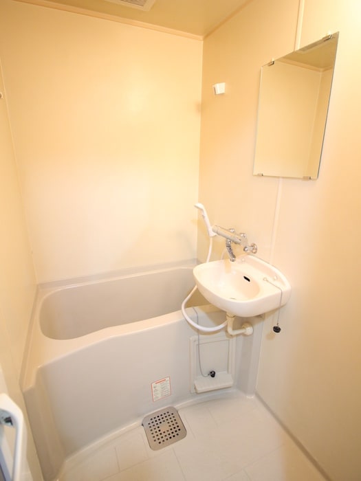 バス／シャワールーム等 カーサディクロセビア