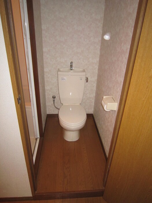 トイレ エスポワールKADOMA