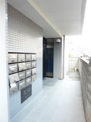 エントランス部分 エレガントライフマンション