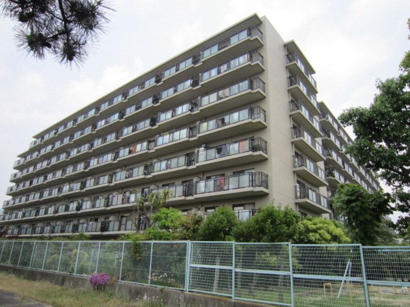 外観写真 サンハイツ逆瀬川Ｃ棟（220）