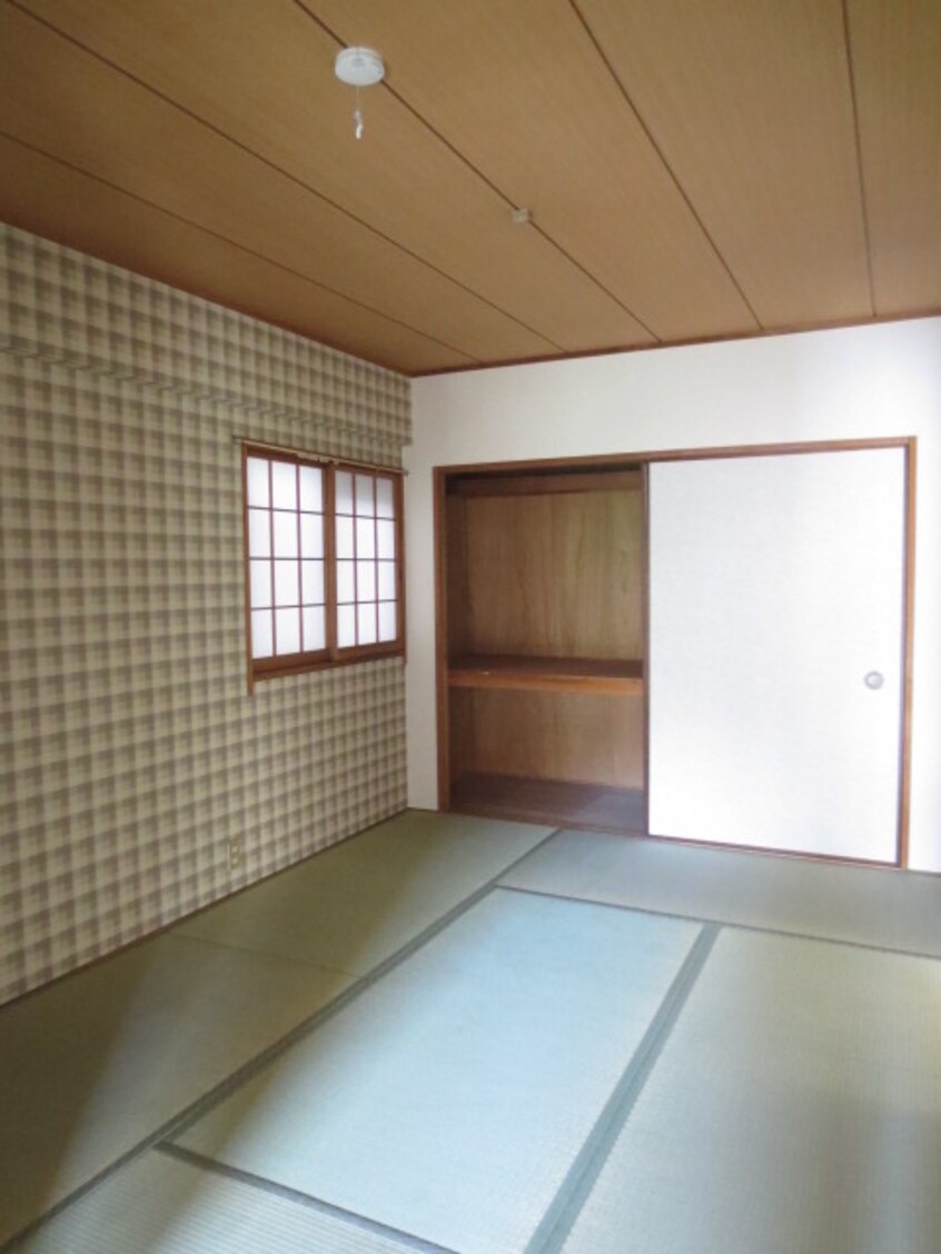 居室 サンハイツ逆瀬川Ｃ棟（220）