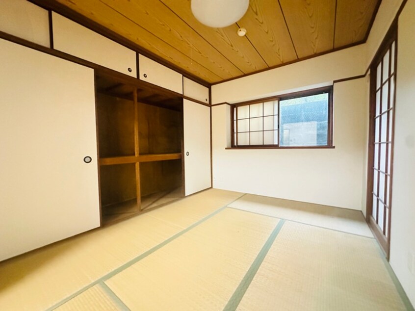 居室 ユーコート甲東園