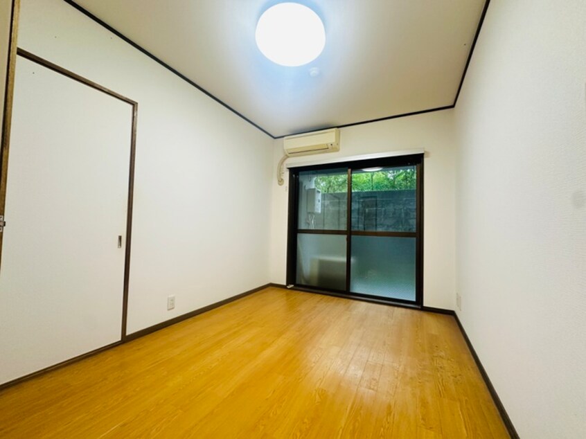 居室 ユーコート甲東園
