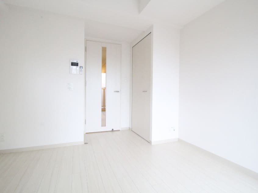 居室 エスリード江坂グランツ（201）