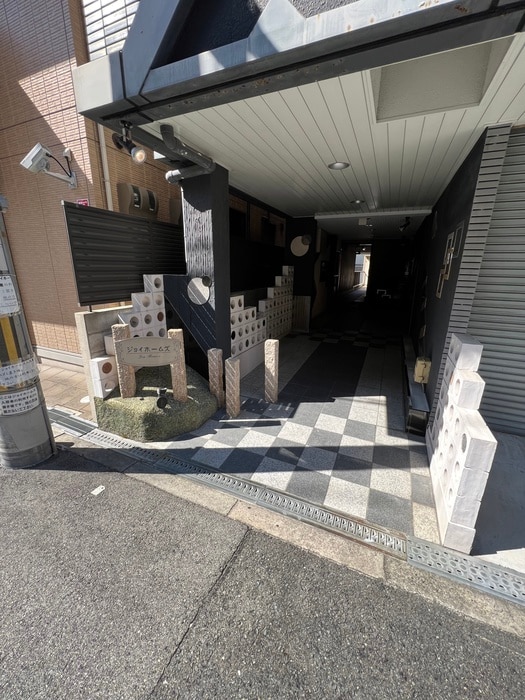 エントランス部分 ジョイホームズ