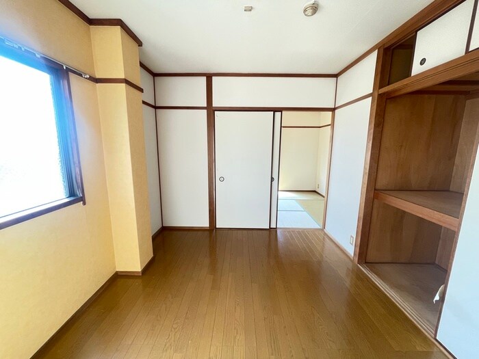 居室 ジョイホームズ