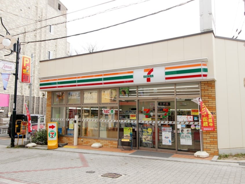 セブンイレブン豊中中桜塚２丁目店(コンビニ)まで119m プチミラ－ジュ中桜塚