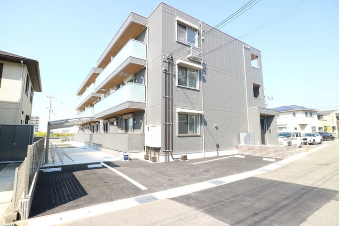 駐車場 シャルムアンジュ
