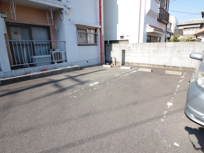 駐車場 春日マンション