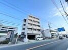 セントラル槙島の外観