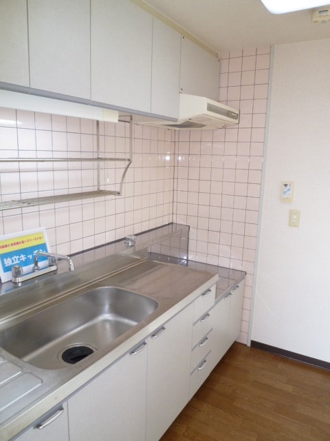 キッチン アビタシオン橋本Ⅲ