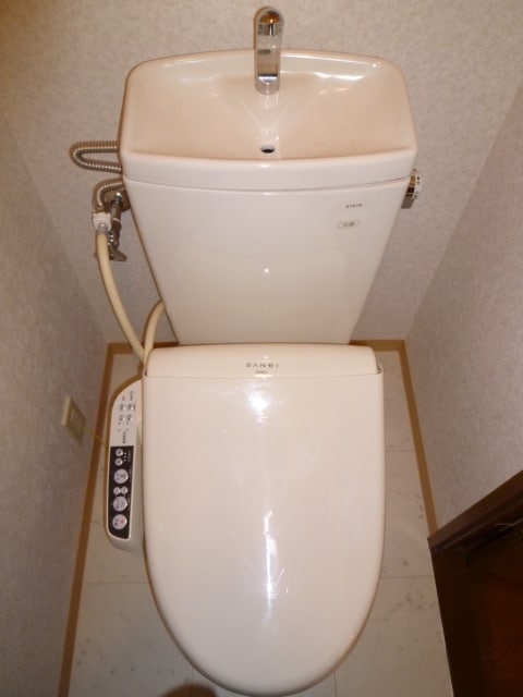トイレ アビタシオン橋本Ⅲ