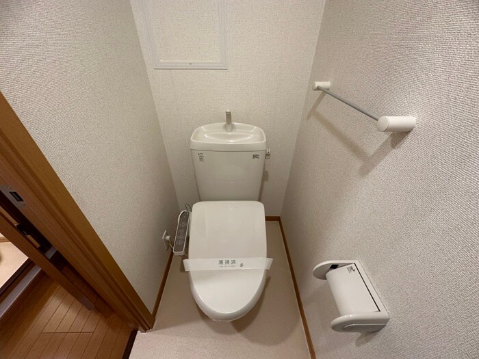 トイレ サンクレ－ルＹｏｓｈｉｎｏ