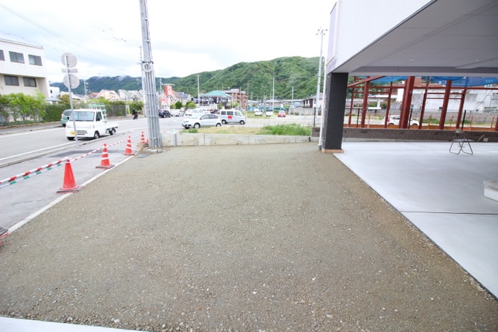 駐車場 Grand　jete　キセラ川西