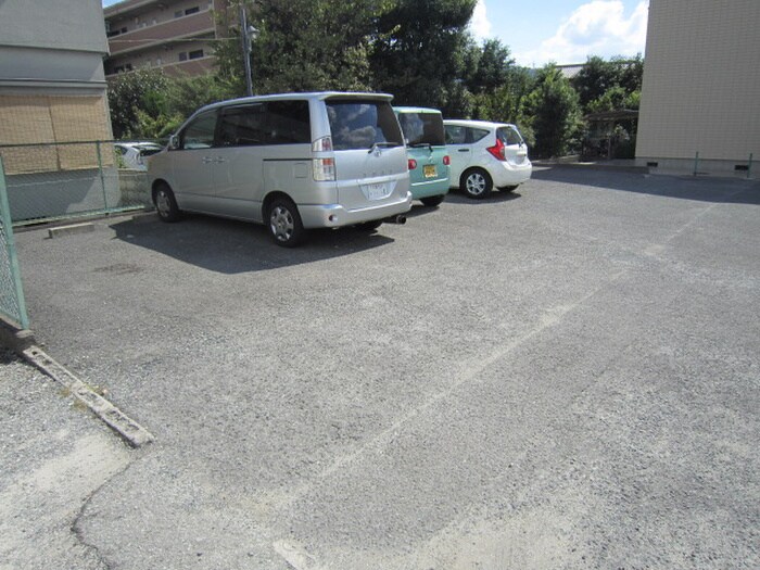 駐車場 フラワーヒルまつもと