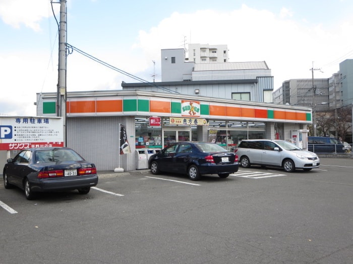 コンビニ(コンビニ)まで50m メゾンソレイユ