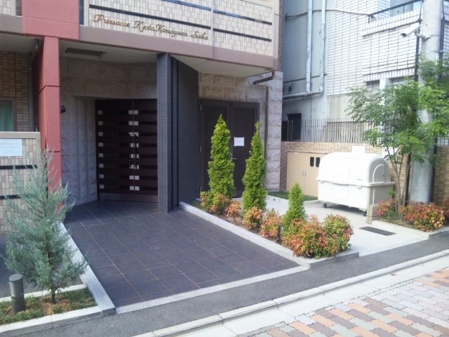 エントランス部分 プレサンス京都鴨川彩華(504)