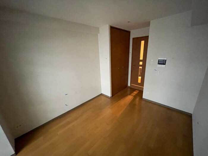 居室 ｴｽﾘｰﾄﾞ三宮ﾌﾗﾜｰﾛｰﾄﾞ（1013）