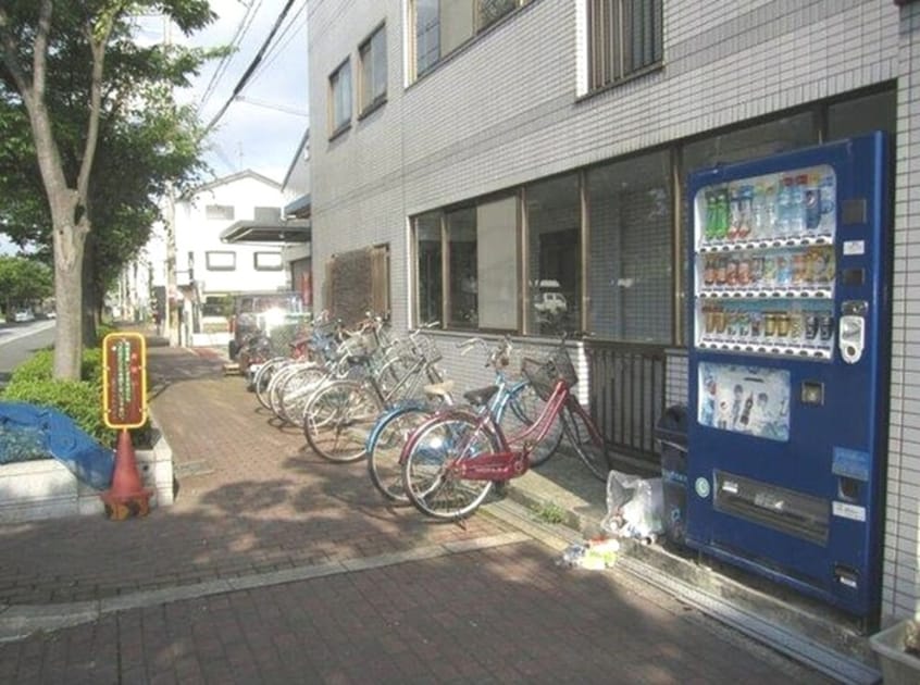 駐輪場 WESTヒルズ岸和田