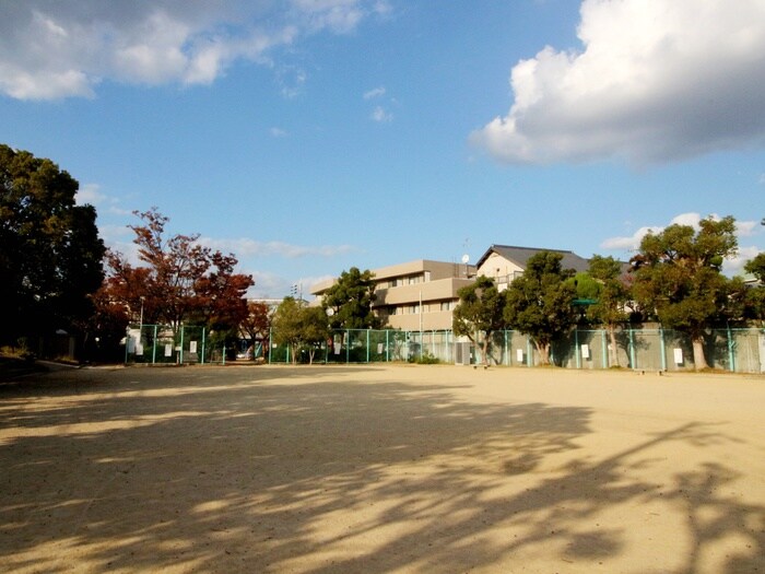 刀根山公園(公園)まで271m ファ－ストヒルズ