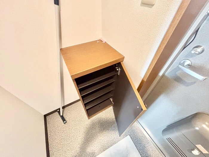 靴箱 マンション豊島