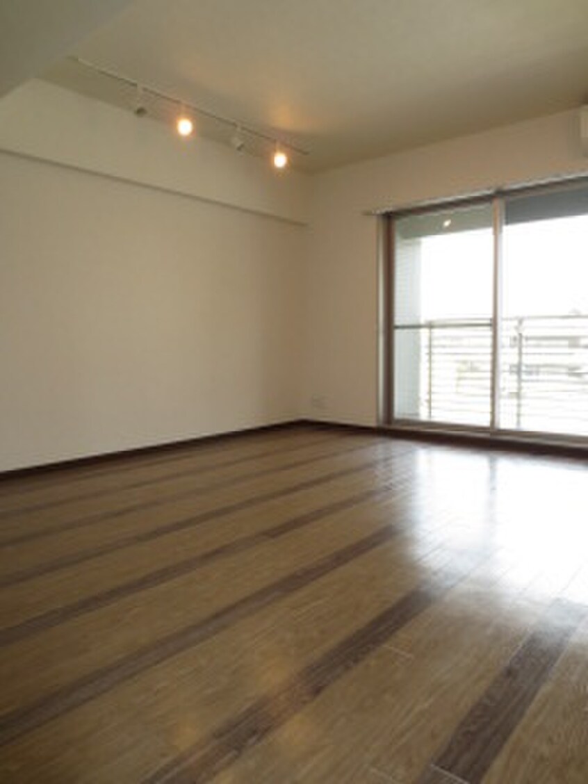 居室 Η´ｓ　ｆｌａｔｓ