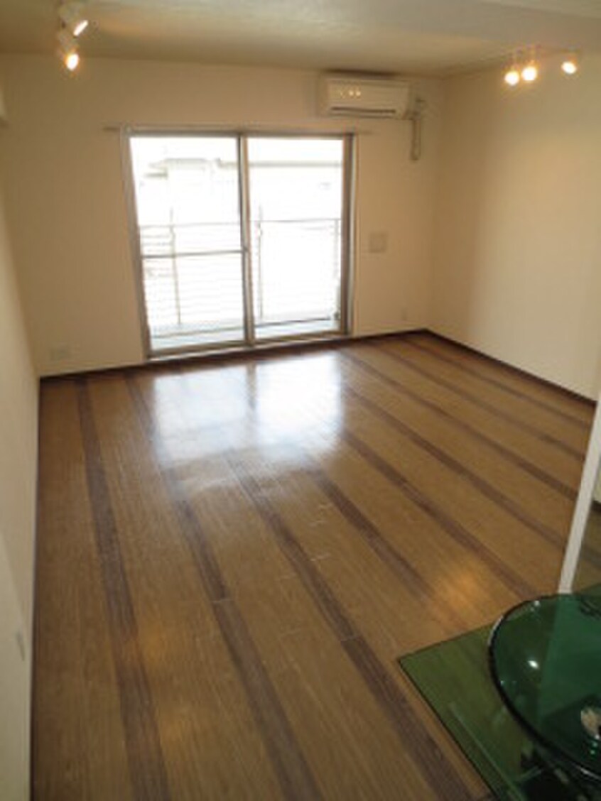 居室 Η´ｓ　ｆｌａｔｓ