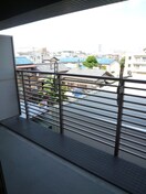 室内からの展望 Η´ｓ　ｆｌａｔｓ