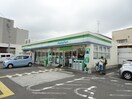 ファミリーマート堺錦綾町店(コンビニ)まで300m プレアール堺東Ⅲ