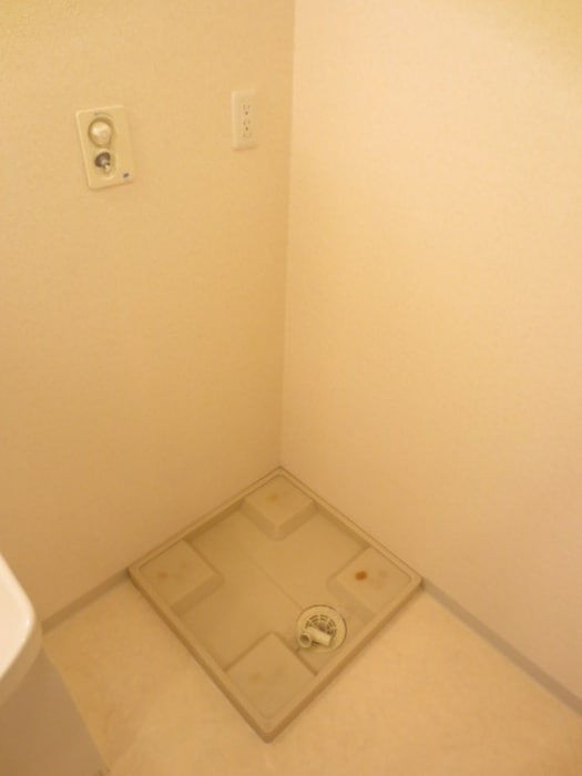 洗濯機置場 グランルージュ城東