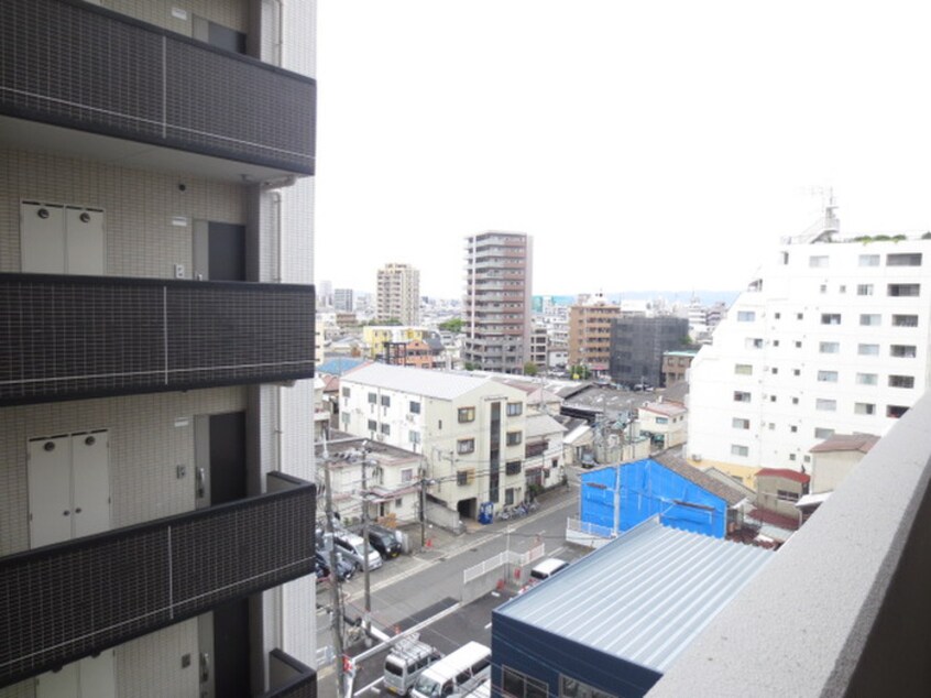 室内からの展望 グランルージュ城東