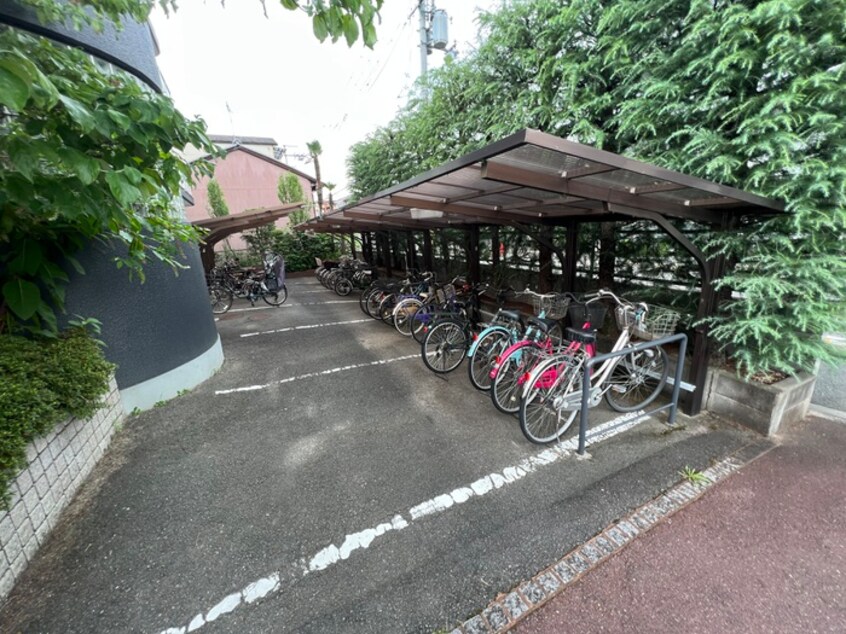 駐輪場 コ－ポラス花園