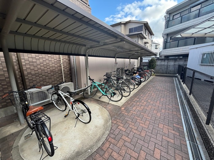 駐輪場 ハートランド甲東園