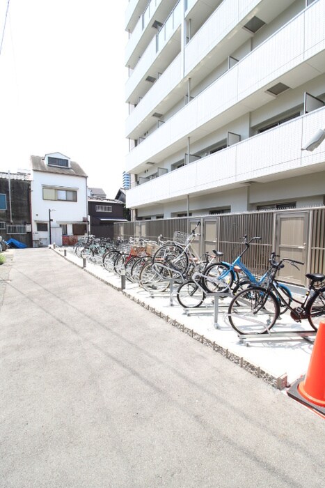 駐輪場 ディクス梅田東レジデンス(704)