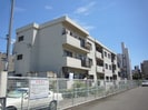 ハイツ国宗の外観